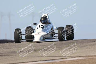 media/Oct-26-2025-CalClub SCCA (Sun) [[8ce1e69566]]/Group 6/Grapevine/